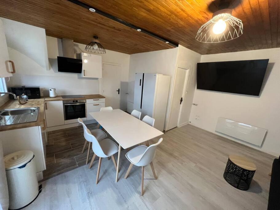 Appartement Style Chalet Standing 2 A 6 Personnes La Bourboule Extérieur photo