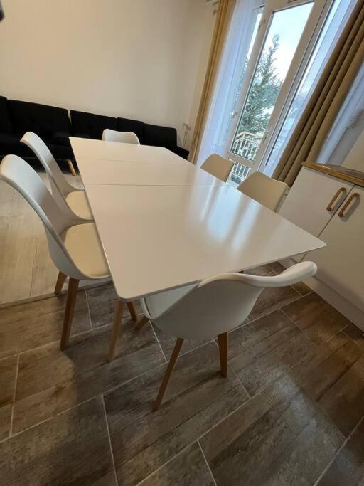 Appartement Style Chalet Standing 2 A 6 Personnes La Bourboule Extérieur photo